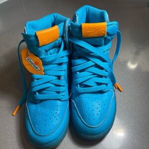 Nike Air Jordan 1 Retro High Gatorade- Blue Lagoon
AJ6000-455 Size Youth 4